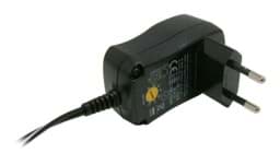 Zeige Details für Universalnetzteil 1000mA mit 9V-Anschluß perfekt um klassische 9 Volt Batterien oder Akkus zu ersetzen Bild von Universalnetzteil 1000mA mit 9V-Anschluß perfekt um klassische 9 Volt Batterien oder Akkus zu ersetzen