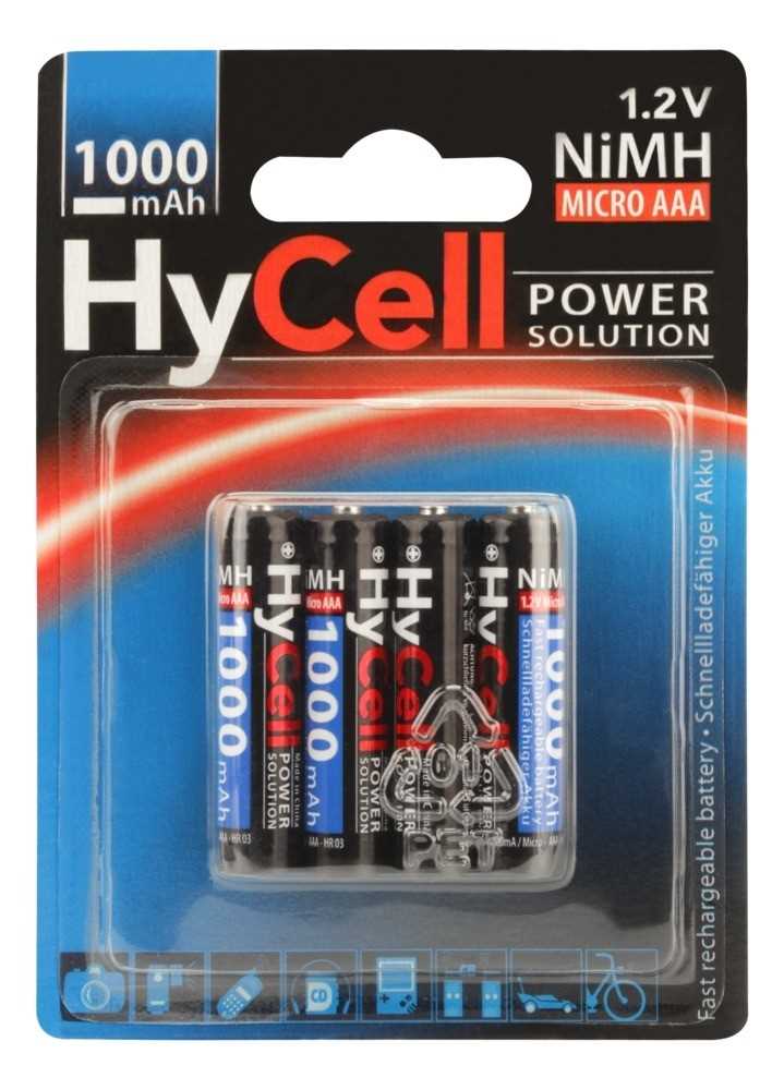 Blisterverpackung mit vier AAA-Akkus vor blau-schwarzem Hintergrund und großem HyCell-Schriftzug